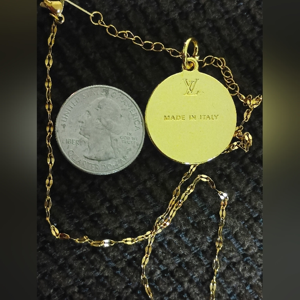 Louis Vuitton Zipper Charm - Picture 14 of 15